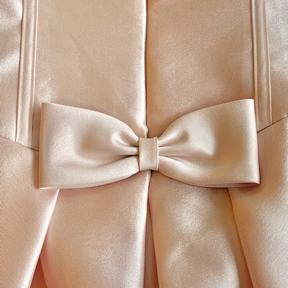 Vera Wang Lace Illusion Neckline Dress - Picture 5 of 7